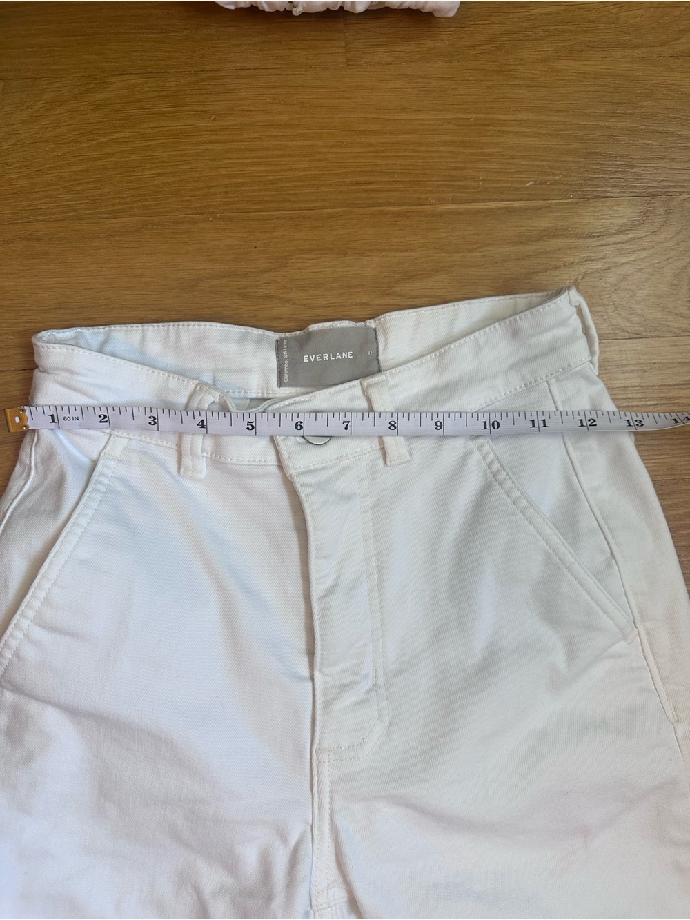 Everlane White Straight Crop Jeans - Size 0 - Excellent Condition! - Picture 7 of 9